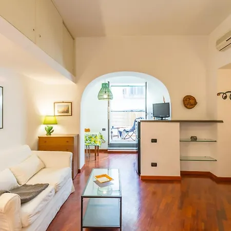 Parthenope'S Eye On The Seafront By Napoliapartments Exterior photo