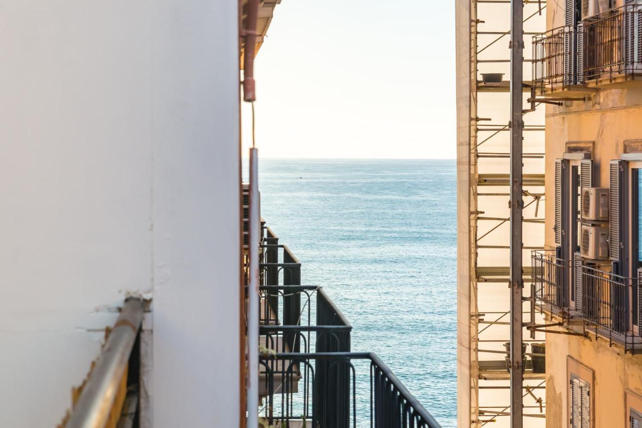 Apartment Parthenope's Eye On The Seafront By Napoliapartments *