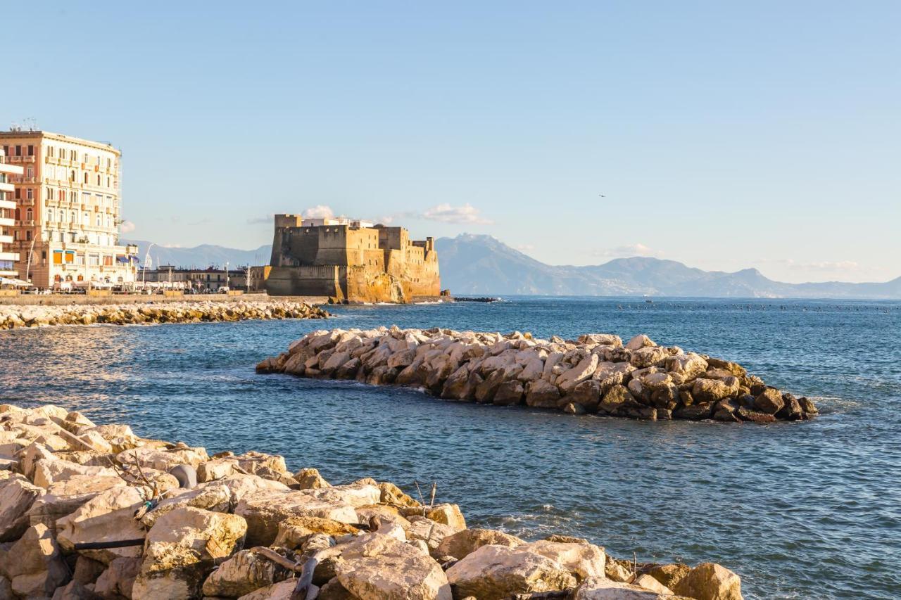 Parthenope's Eye On The Seafront By Napoliapartments *
