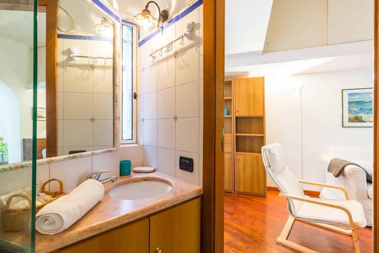 Apartment Parthenope's Eye On The Seafront By Napoliapartments Naples